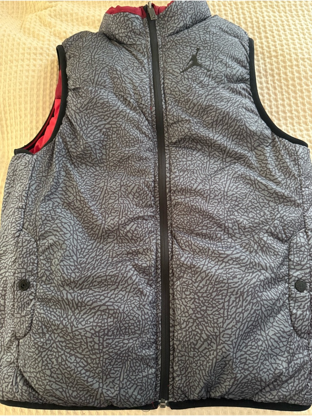 Nike Air Jordan Reversible Puffer Vest Grey Black Elephant Print Cement
